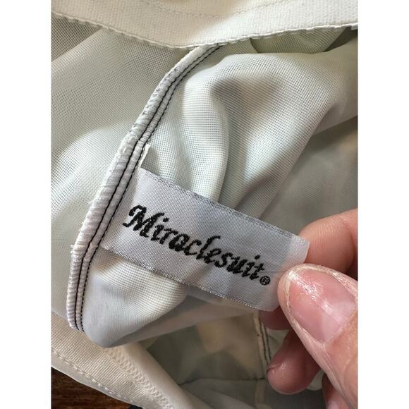 Miraclesuit Women's Black White Animal Print Swimsuit Bikini Tankini Top Size 8 - Picture 5 of 8